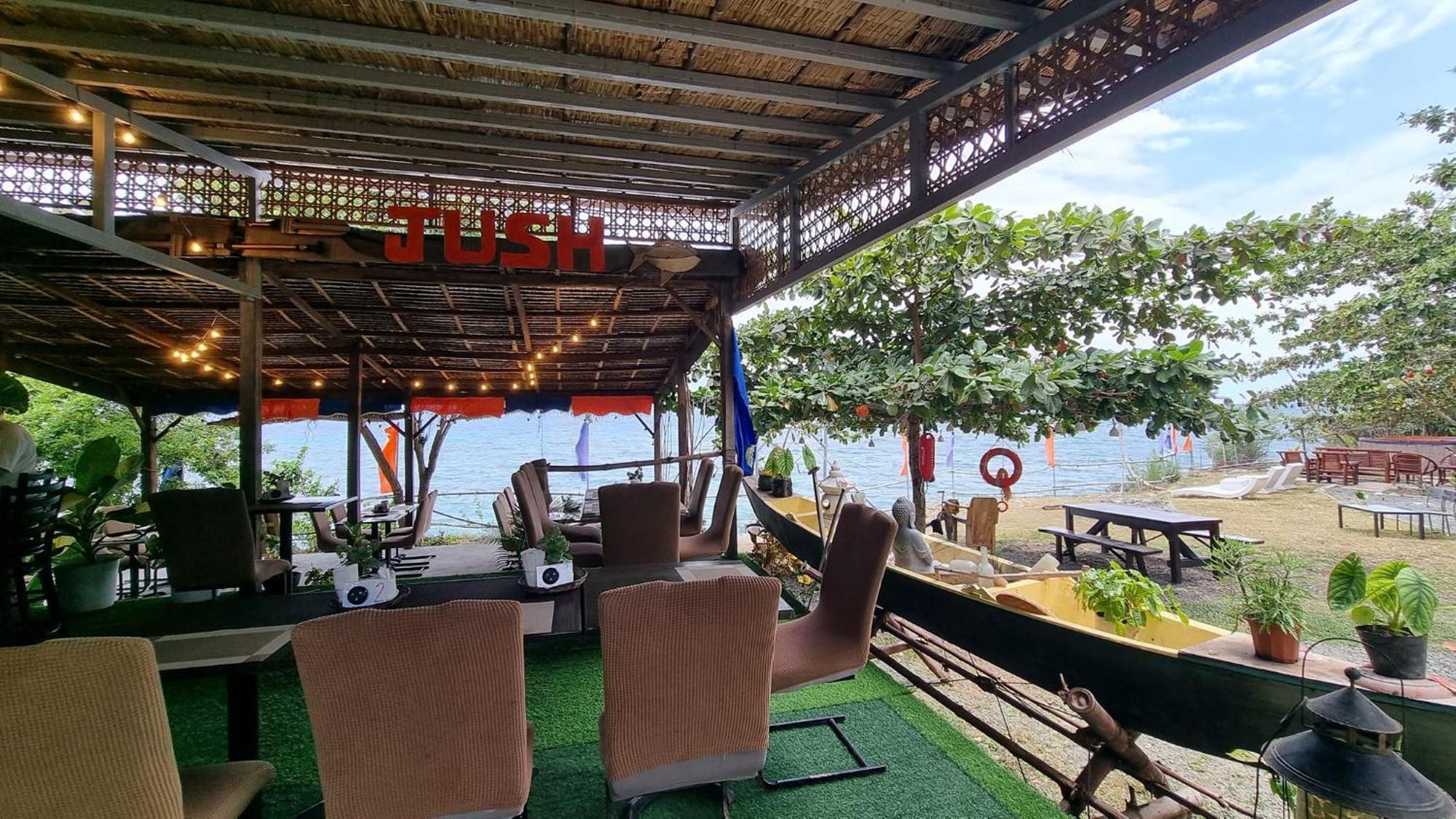 Jush Native And Glamping Hotel Dauis Exterior photo